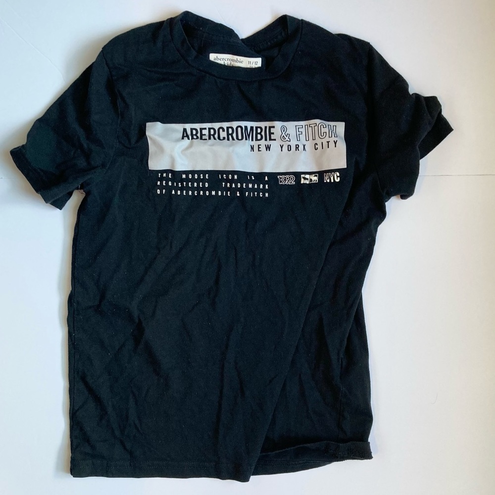 ***2 for $10***  Boys Abercrombie and Fitch Black T-Shirt size 11/12
